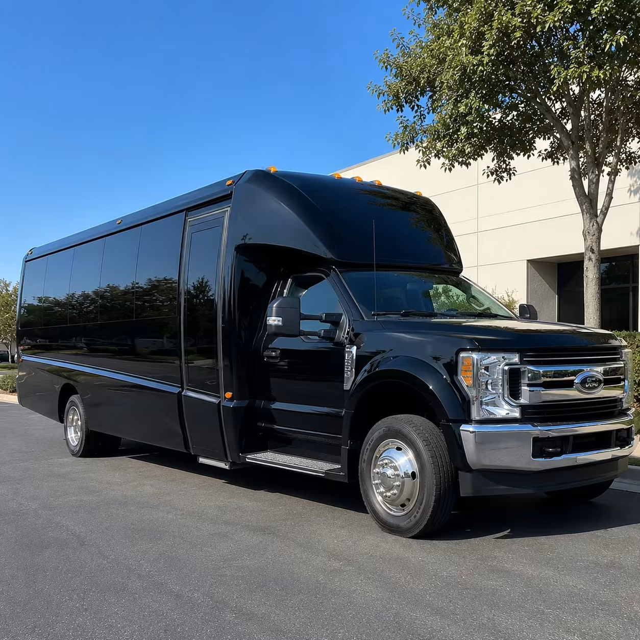 riverside 15 passenger minibus rental