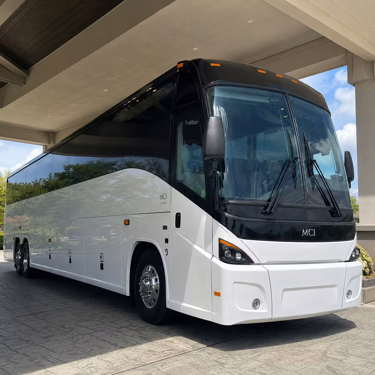 riverside county government employee shuttle buses